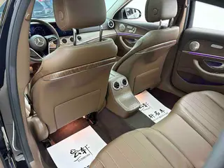 Mercedes-Benz E-Class 2021 Reforma E 300 L Estilo de moda Coche interior foto 10 Mercedes-Benz E-Class 2021 Reforma E 300 L Estilo de moda Coche interior foto 10