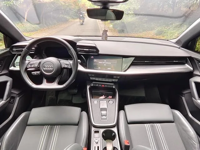 Audi A3 2024 A3L Limousine 35 TFSI Fashion Sport interior photo 13 Audi A3 2024 A3L Limousine 35 TFSI Fashion Sport interior photo 13