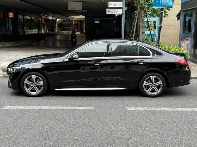 Mercedes-Benz C-Class 2022 Restyling C 200 L Sports version exterior photo 3 Mercedes-Benz C-Class 2022 Restyling C 200 L Sports version exterior photo 3