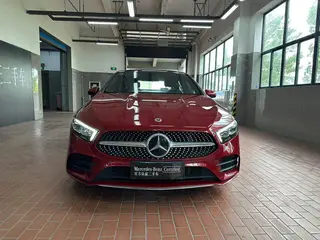 Mercedes-Benz A-Class 2023 A 200 L Sport Sedan Fashion Edition exterior photo 2 Mercedes-Benz A-Class 2023 A 200 L Sport Sedan Fashion Edition exterior photo 2