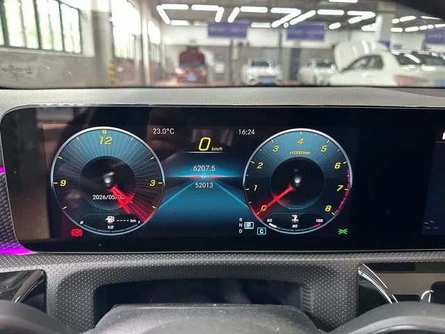 Mercedes-Benz A-Class 2023 A 200 L Sport Sedan Fashion Edition interior photo 11 Mercedes-Benz A-Class 2023 A 200 L Sport Sedan Fashion Edition interior photo 11