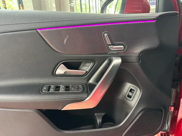 Mercedes-Benz A-Class 2023 A 200 L Sport Sedan Fashion Edition interior photo 15 Mercedes-Benz A-Class 2023 A 200 L Sport Sedan Fashion Edition interior photo 15