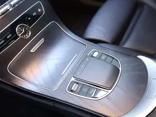 Mercedes-Benz C-Class 2021 C 260 L Sports Star Yao Zhen Tibetan Edition interior photo 13 Mercedes-Benz C-Class 2021 C 260 L Sports Star Yao Zhen Tibetan Edition interior photo 13