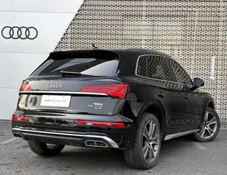 Audi Q5L 2022 45T Deluxe Dynamic exterior photo 4 Audi Q5L 2022 45T Deluxe Dynamic exterior photo 4