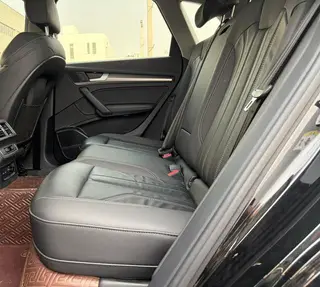 Audi Q5L 2022 45T Deluxe Dynamic interior photo 10 Audi Q5L 2022 45T Deluxe Dynamic interior photo 10