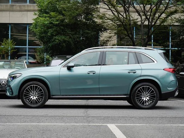 Mercedes-Benz GLC 2025 GLC 300 L 4MATIC De lujo 5 Asiento exterior foto 3 Mercedes-Benz GLC 2025 GLC 300 L 4MATIC De lujo 5 Asiento exterior foto 3