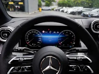 Mercedes-Benz GLC 2025 GLC 300 L 4MATIC De lujo 5 Asiento exterior foto 9 Mercedes-Benz GLC 2025 GLC 300 L 4MATIC De lujo 5 Asiento exterior foto 9