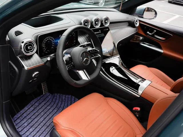 Mercedes-Benz GLC 2025 GLC 300 L 4MATIC De lujo 5 Asiento exterior foto 10 Mercedes-Benz GLC 2025 GLC 300 L 4MATIC De lujo 5 Asiento exterior foto 10