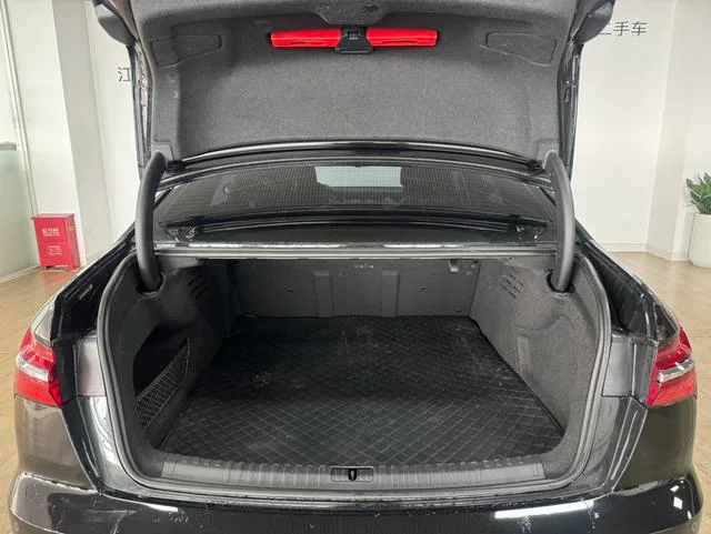 Audi A6L 2024 45 TFSI Choose dynamic type exterior photo 6 Audi A6L 2024 45 TFSI Choose dynamic type exterior photo 6