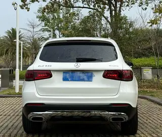 Mercedes-Benz GLC 2021 GLC 260 L 4MATIC Dynamic exterior photo 4 Mercedes-Benz GLC 2021 GLC 260 L 4MATIC Dynamic exterior photo 4