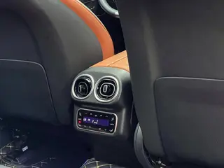 Mercedes-Benz GLC 2023 GLC 260 L 4MATIC Dinámico 5 Asiento interior foto 19 Mercedes-Benz GLC 2023 GLC 260 L 4MATIC Dinámico 5 Asiento interior foto 19