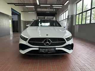 Mercedes-Benz A-Class 2024 A 200 L Edición de moda exterior foto 2 Mercedes-Benz A-Class 2024 A 200 L Edición de moda exterior foto 2