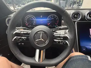 Mercedes-Benz C-Class 2025 C 260 L Sports version interior photo 6 Mercedes-Benz C-Class 2025 C 260 L Sports version interior photo 6