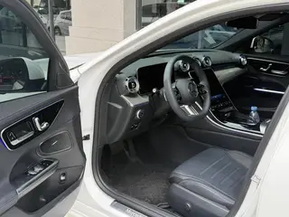 Mercedes-Benz C-Class 2025 C 260 L Sports version interior photo 9 Mercedes-Benz C-Class 2025 C 260 L Sports version interior photo 9