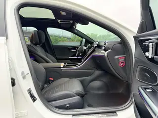 Mercedes-Benz C-Class 2024 C 260 L Versión deportiva interior foto 16 Mercedes-Benz C-Class 2024 C 260 L Versión deportiva interior foto 16