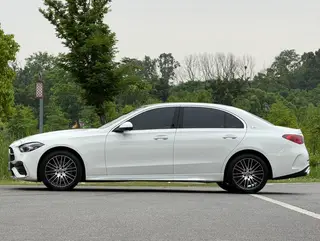 Mercedes-Benz C-Class 2023 Reforma C 260 L Versión deportiva exterior foto 3 Mercedes-Benz C-Class 2023 Reforma C 260 L Versión deportiva exterior foto 3