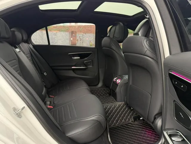 Mercedes-Benz C-Class 2023 Reforma C 260 L Versión deportiva interior foto 12 Mercedes-Benz C-Class 2023 Reforma C 260 L Versión deportiva interior foto 12