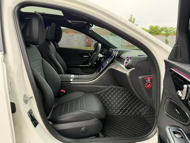 Mercedes-Benz C-Class 2023 Reforma C 260 L Versión deportiva interior foto 13 Mercedes-Benz C-Class 2023 Reforma C 260 L Versión deportiva interior foto 13