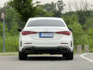 Mercedes-Benz C-Class 2023 Reforma C 260 L Versión deportiva interior foto 16 Mercedes-Benz C-Class 2023 Reforma C 260 L Versión deportiva interior foto 16