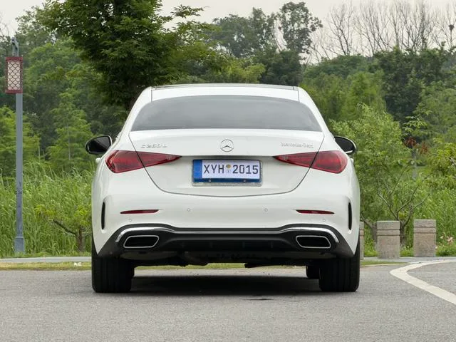 Mercedes-Benz C-Class 2023 Reforma C 260 L Versión deportiva interior foto 16 Mercedes-Benz C-Class 2023 Reforma C 260 L Versión deportiva interior foto 16