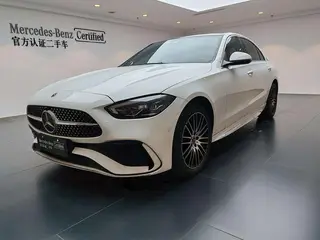 Mercedes-Benz C-Class 2022 C 260 L Versión deportiva exterior foto 1 Mercedes-Benz C-Class 2022 C 260 L Versión deportiva exterior foto 1