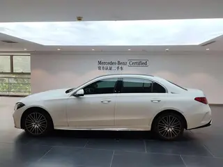 Mercedes-Benz C-Class 2022 C 260 L Versión deportiva exterior foto 7 Mercedes-Benz C-Class 2022 C 260 L Versión deportiva exterior foto 7