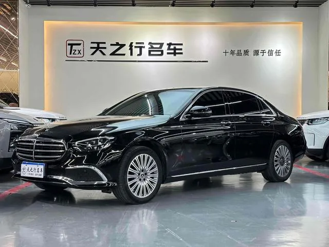 Mercedes-Benz E-Class 2022 E 300 L Luxury type Passenger car exterior photo 1 Mercedes-Benz E-Class 2022 E 300 L Luxury type Passenger car exterior photo 1