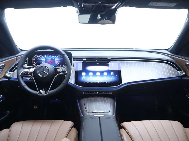 Mercedes-Benz E-Class 2024 E 300 L Fashionable Passenger car interior photo 14 Mercedes-Benz E-Class 2024 E 300 L Fashionable Passenger car interior photo 14