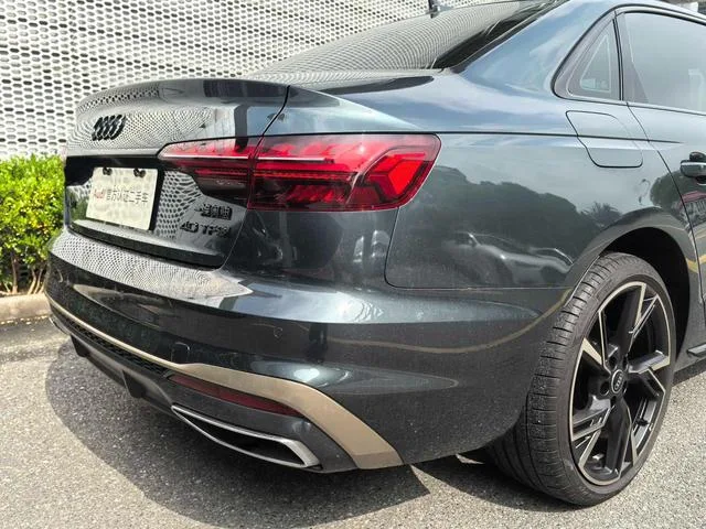 Audi A4L 2024 40 TFSI Deluxe dinámico exterior foto 8 Audi A4L 2024 40 TFSI Deluxe dinámico exterior foto 8