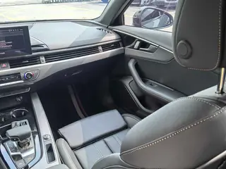 Audi A4L 2024 40 TFSI Deluxe dinámico interior foto 15 Audi A4L 2024 40 TFSI Deluxe dinámico interior foto 15