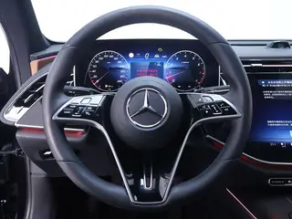 Mercedes-Benz E-Class 2024 E 300 L Type de luxe Voiture intérieur photo 17 Mercedes-Benz E-Class 2024 E 300 L Type de luxe Voiture intérieur photo 17