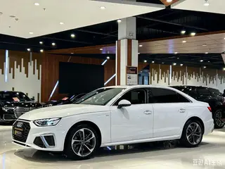Audi A4L 2025 200 Versión Yuexiang de diez mil vehículos 40 TFSI Tipo dinámico de moda