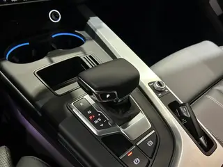 Audi A4L 2025 200 Versión Yuexiang de diez mil vehículos 40 TFSI Tipo dinámico de moda interior foto 11 Audi A4L 2025 200 Versión Yuexiang de diez mil vehículos 40 TFSI Tipo dinámico de moda interior foto 11