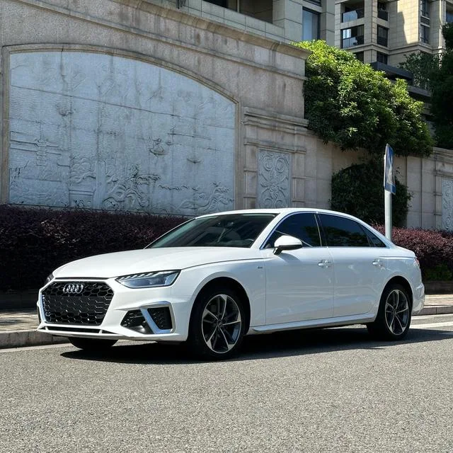 Audi A4L 2022 40 TFSI Tipo dinámico de moda exterior foto 1 Audi A4L 2022 40 TFSI Tipo dinámico de moda exterior foto 1