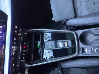 Audi A3 2023 Restyling A3L Limousine 35 TFSI Luxury Sport interior photo 13 Audi A3 2023 Restyling A3L Limousine 35 TFSI Luxury Sport interior photo 13