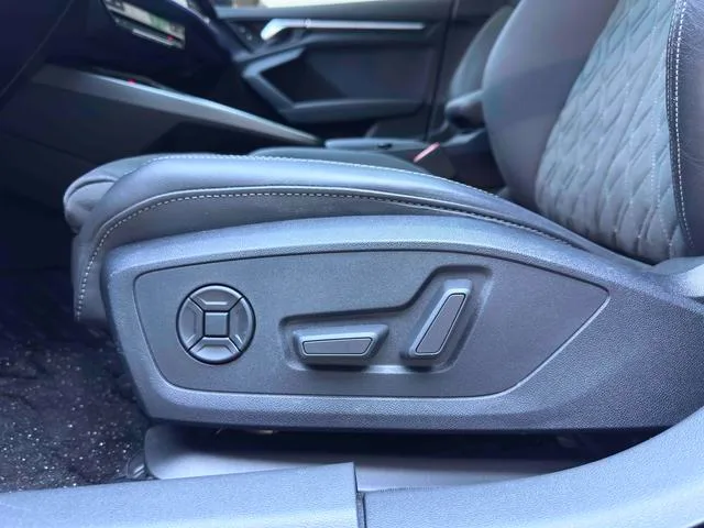 Audi A3 2023 Restyling A3L Limousine 35 TFSI Luxury Sport interior photo 15 Audi A3 2023 Restyling A3L Limousine 35 TFSI Luxury Sport interior photo 15