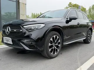 Mercedes-Benz GLC 2024 GLC 260 L 4MATIC Type dynamique 5 Siège extérieur photo 1 Mercedes-Benz GLC 2024 GLC 260 L 4MATIC Type dynamique 5 Siège extérieur photo 1
