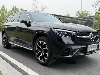 Mercedes-Benz GLC 2024 GLC 260 L 4MATIC Type dynamique 5 Siège extérieur photo 3 Mercedes-Benz GLC 2024 GLC 260 L 4MATIC Type dynamique 5 Siège extérieur photo 3