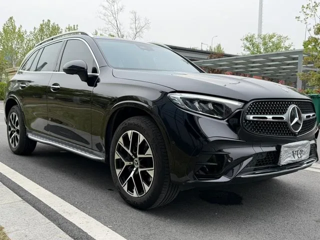 Mercedes-Benz GLC 2024 GLC 260 L 4MATIC Type dynamique 5 Siège extérieur photo 3 Mercedes-Benz GLC 2024 GLC 260 L 4MATIC Type dynamique 5 Siège extérieur photo 3
