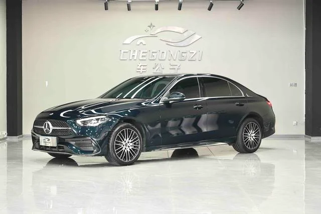 Mercedes-Benz C-Class 2023 Reforma C 260 L Versión deportiva exterior foto 1 Mercedes-Benz C-Class 2023 Reforma C 260 L Versión deportiva exterior foto 1