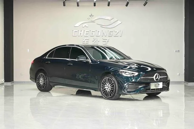 Mercedes-Benz C-Class 2023 Reforma C 260 L Versión deportiva exterior foto 4 Mercedes-Benz C-Class 2023 Reforma C 260 L Versión deportiva exterior foto 4