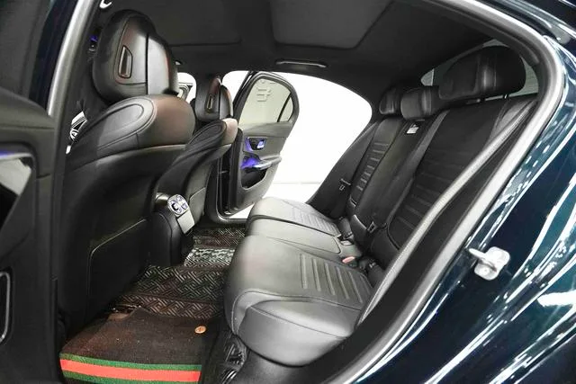 Mercedes-Benz C-Class 2023 Reforma C 260 L Versión deportiva interior foto 16 Mercedes-Benz C-Class 2023 Reforma C 260 L Versión deportiva interior foto 16