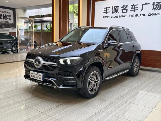 Mercedes-Benz GLE (Imported) 2021 GLE 450 4MATIC Estilo de moda exterior foto 1 Mercedes-Benz GLE (Imported) 2021 GLE 450 4MATIC Estilo de moda exterior foto 1