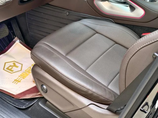 Mercedes-Benz GLE (Imported) 2021 GLE 450 4MATIC Estilo de moda exterior foto 7 Mercedes-Benz GLE (Imported) 2021 GLE 450 4MATIC Estilo de moda exterior foto 7