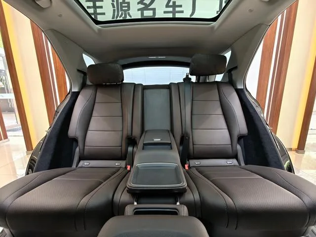 Mercedes-Benz GLE (Imported) 2021 GLE 450 4MATIC Estilo de moda interior foto 14 Mercedes-Benz GLE (Imported) 2021 GLE 450 4MATIC Estilo de moda interior foto 14