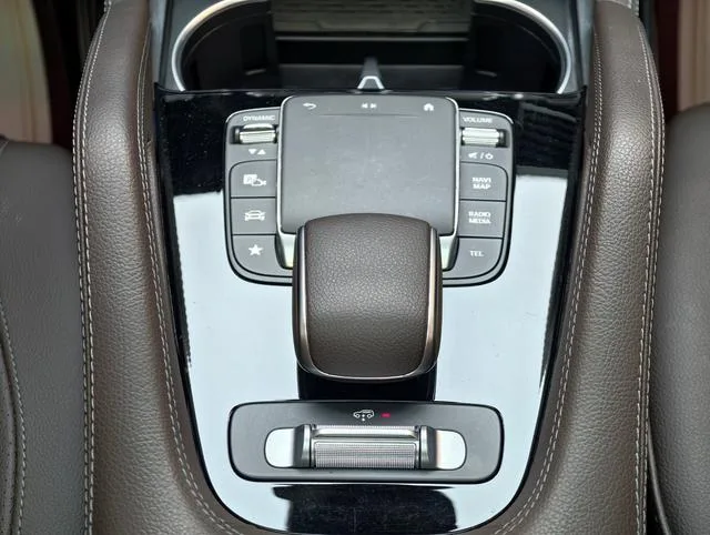 Mercedes-Benz GLE (Imported) 2021 GLE 450 4MATIC Estilo de moda interior foto 18 Mercedes-Benz GLE (Imported) 2021 GLE 450 4MATIC Estilo de moda interior foto 18