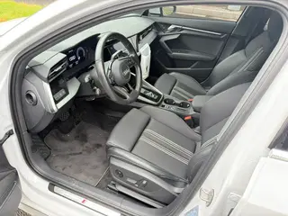 Audi A3 2022 A3L Limousine 35 TFSI Aggressive Sport interior photo 11 Audi A3 2022 A3L Limousine 35 TFSI Aggressive Sport interior photo 11
