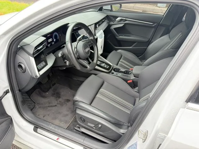 Audi A3 2022 A3L Limousine 35 TFSI Aggressive Sport interior photo 11 Audi A3 2022 A3L Limousine 35 TFSI Aggressive Sport interior photo 11