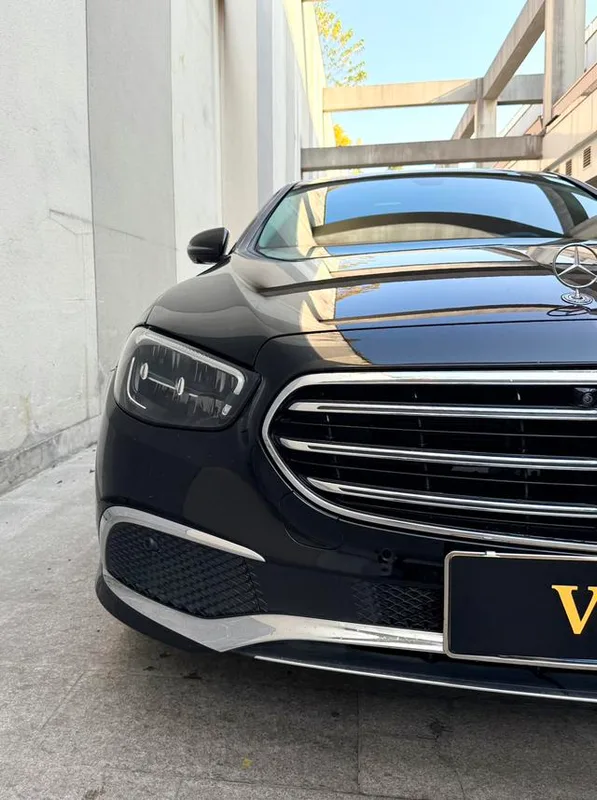 Mercedes-Benz E-Class 2021 Restyling E 300 L Fashionable Passenger car exterior photo 4 Mercedes-Benz E-Class 2021 Restyling E 300 L Fashionable Passenger car exterior photo 4