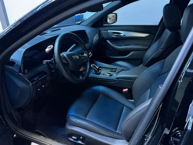 Cadillac CT5 2024 28T Luxury type exterior photo 4 Cadillac CT5 2024 28T Luxury type exterior photo 4